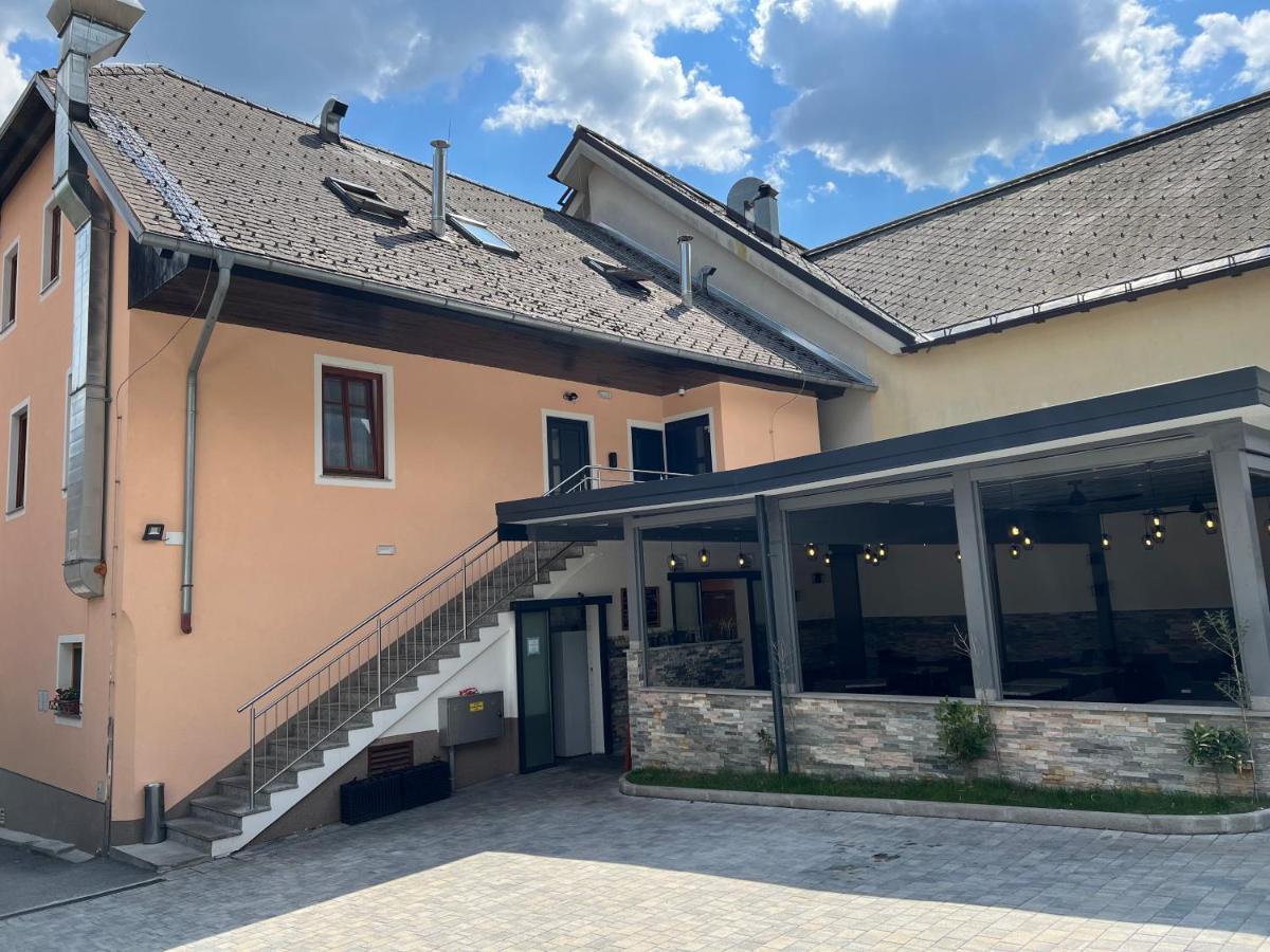 Gostisce Sovdat Bed & Breakfast Bovec Exterior photo